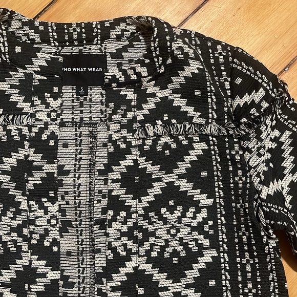 Aztec Print Jacket - Picture 2 of 3